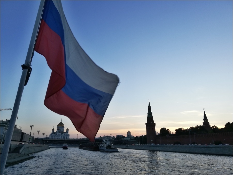 Plavba po ece Moskv